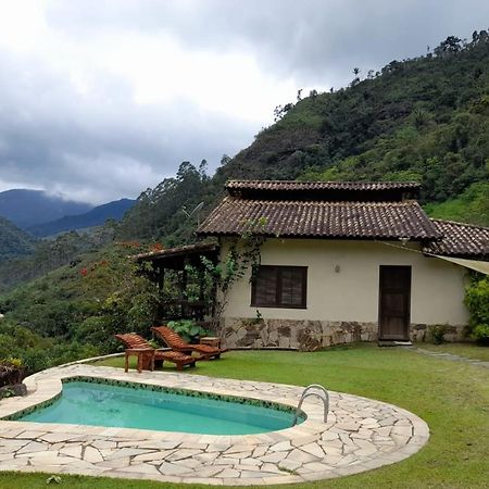 Casa Alpina com vista panoramica de Lumiar Nova Friburgo Exterior foto