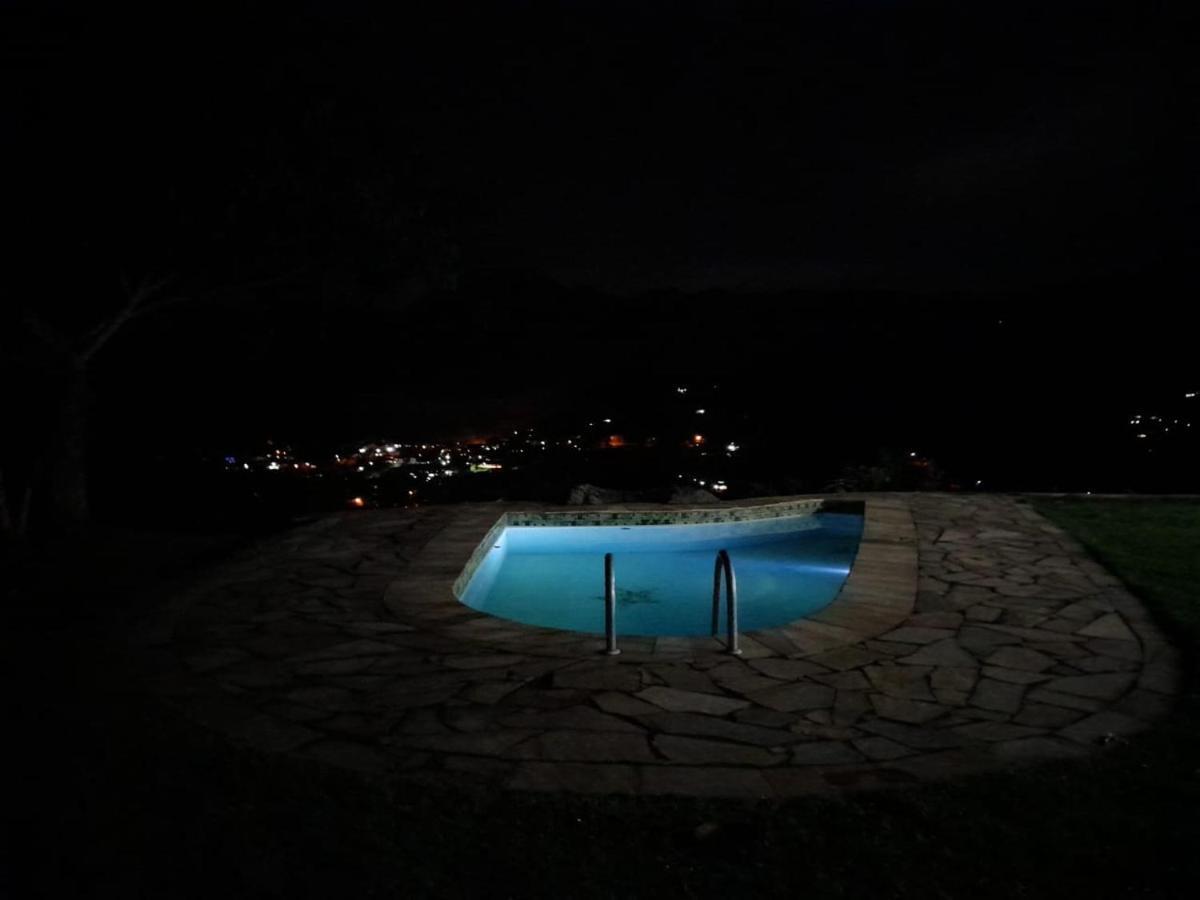 Casa Alpina com vista panoramica de Lumiar Nova Friburgo Exterior foto