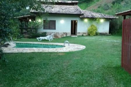 Casa Alpina com vista panoramica de Lumiar Nova Friburgo Exterior foto